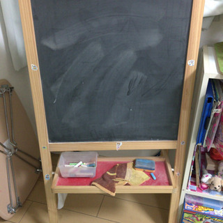 IKEA イケア イーゼル 中古 チョーク付き 
