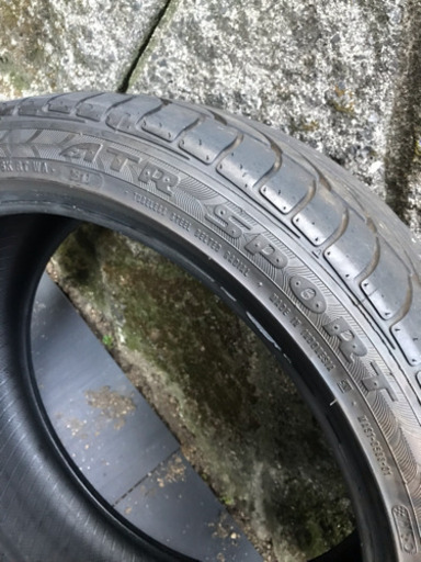 19インチ タイヤ イボ付き 225/40/19 93w xl