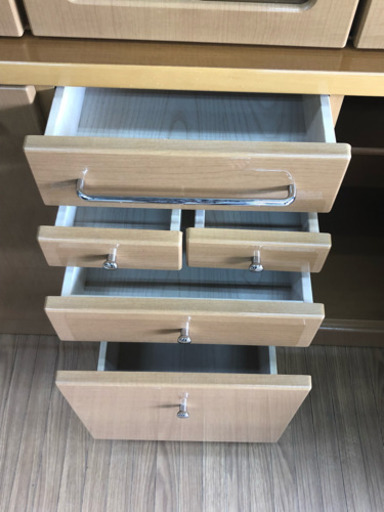 【リサイクルサービス八光　田上店　配達・設置OK】ナチュラル　大型食器棚