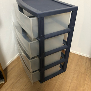 伸縮洋服掛け&収納衣装ケース5段が1つの画像