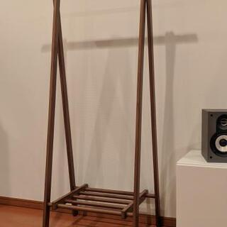 ハンガーラックの画像