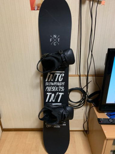スノボー 板 FNTC TNT 値下げ