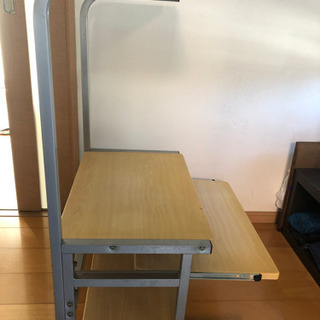 パソコンラックの画像