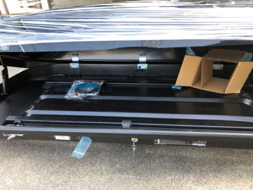 ルーフボックス  inno brq33