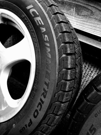 お値下げ 美品 冬タイヤ PIRELLI  ピレリ タイヤ ホイール付 195/65