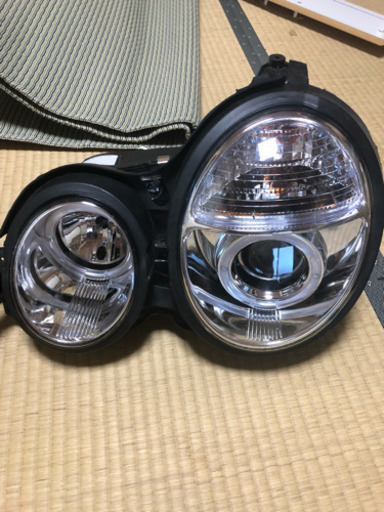 w210社外ヘッドライト ロービームキセノン