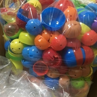 ガチャケースの画像