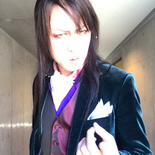 明日はお遊びはお休み。本業の限定ライブ行って来ます