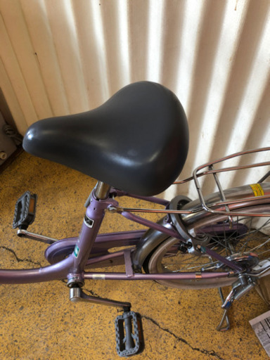 DCMブランド ほぼ新品 自転車 ママチャリ 20インチ パープル色