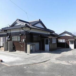 2世帯向き平屋　駐車4可　敷地広々167坪