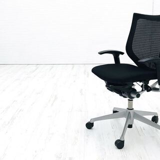 バロンチェア 中古 オカムラ バロン ブラック 可動肘 ローバッ...