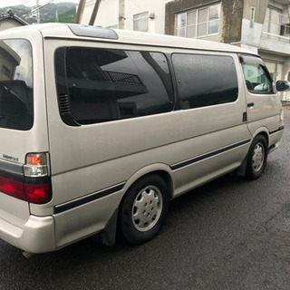 トヨタ ハイエースワゴン 100系 後期 平成13年式 KZH100の画像