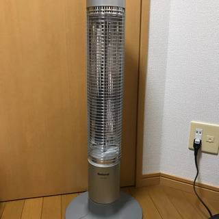遠赤外線カーボンストーブ3000円で売ります！