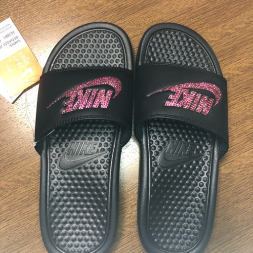 NIKE ベナッシ デコサンダル NIKE ベナッシ デコ♡ - メルカリ