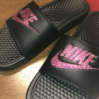 NIKE ベナッシ デコの画像