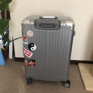 60L　RIMOWA風スーツケース中古　ステッカーあり