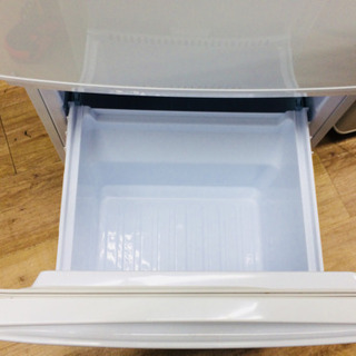 安心の1年間返金保証！SHARP(シャープ)の2ドア冷蔵庫です。