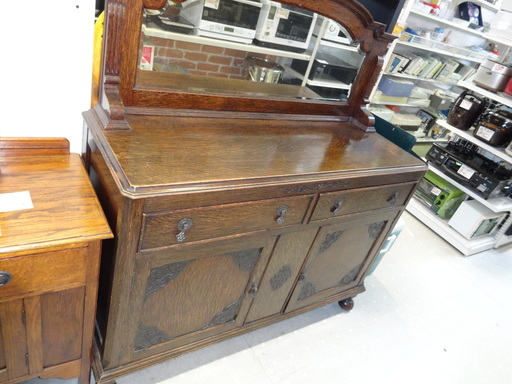 モノ市場東海店 アンティーク ミラー付きサイドボード