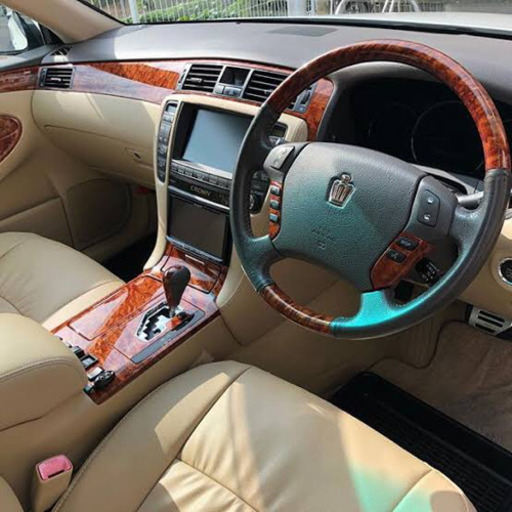 18クラウンゼロクラ内装