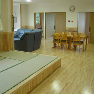 　介護職員／正社員募集！ 多数の手当と賞与あり◎の画像