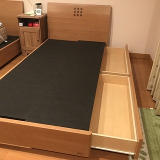 フランスベッド　ベッドフレーム　シングル収納付×1台、セミダブル×1台の計2台 ＜8/24引取＞の画像