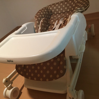 アップリカ  ハイロ-ベッドandチェア-