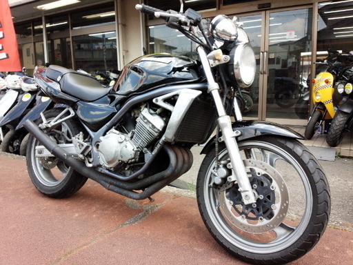 NO.2824　バリオス（ＢＡＬＩＵＳ）　水冷４サイクル１６バルブ４気筒２５０ｃｃ　ショート管マフラー　ブラック　☆彡