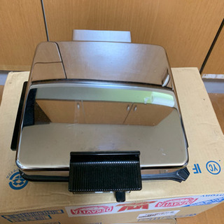 値下げしました ワッフルメーカー レトロの画像