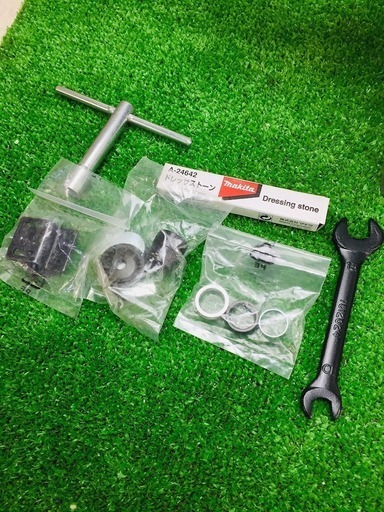 マキタ(ｍakita) チップソー研磨機 9803【リライズ野田愛宕店】【店頭取引限定】【中古品】1点限り早い者勝ち！