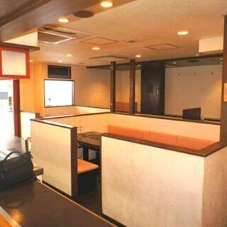 緑橋2分 中央大通りに面している一階路面店☆