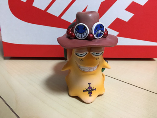 ワンピース でんでん虫 エース