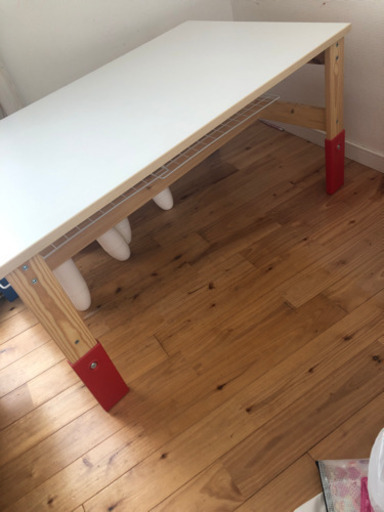 値下げしました。IKEA SANSAD 学習机 テーブル 机 イス2つ付けます