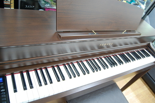 ヤマハ 電子ピアノ SCLP-5450 2014年製 椅子付き  島村楽器コラボ 日本語パネル YAMAHAにて音出し調整済み品☆ P
