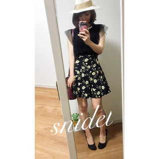 ☆snidel☆スナイデル  ボタニカルフラワーフレアスカート