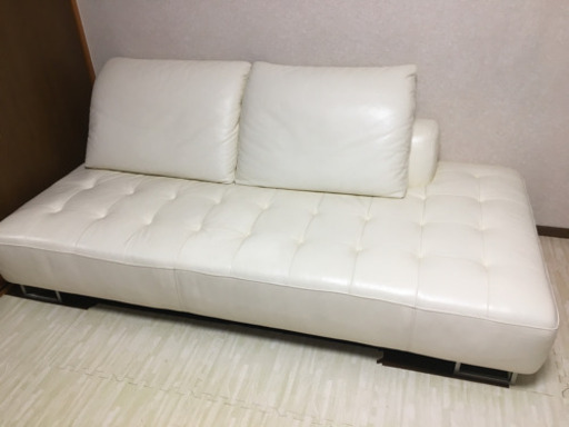 【美品】iDC大塚家具製 3人掛けソファ