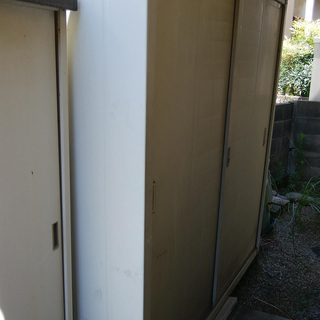 (引取限定)《姫路市青山》ヨド物置☆大型物置☆収納力抜群！！こん...