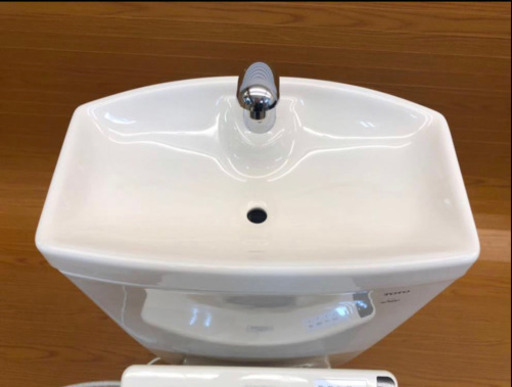 美品☆モデルルーム展示品☆TOTO/ウォシュレットトイレ/TCF2231/2016年/未使用 パステルアイボリー（534）AKARI