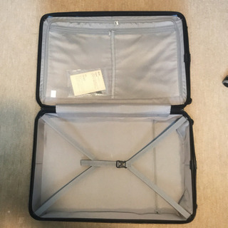 無印良品 キャリーバーの高さを自由に調節できるハードキャリー 87Lの画像