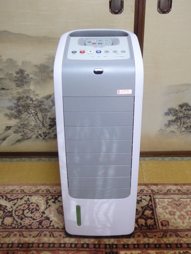 （新規お問い合わせは中止します）アピックス 加湿機能付き温冷風扇　ホット＆クール　モイスト AHC-880R　中古動作品 2000円です。早い者勝ち！