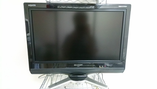 SHARP AQUOS 20型 液晶テレビ（8/12まで）