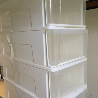 衣装ケース×4の画像