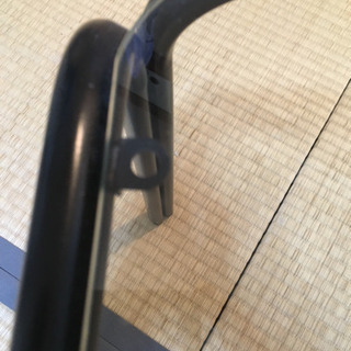 ガラステーブルの画像