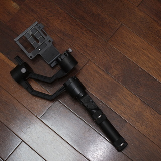 zhiyun crane V2の画像