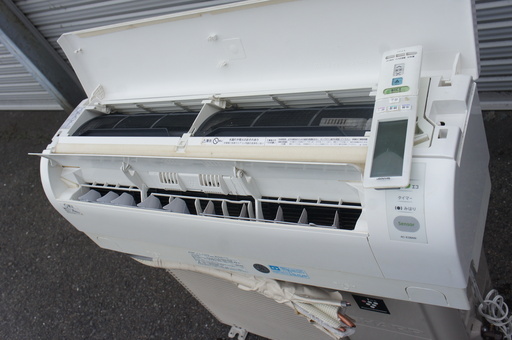 SHARP(エアコン)プラズマクラスターエアコン！2.8KW（10~12畳用）AC-28AW☆11日・12日引き取り可能限定・欠有で格安でお譲ります！この夏最後です☆彡
