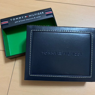 TOMMY HILFIGER 空箱