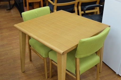 大塚家具のダイニング3点セット