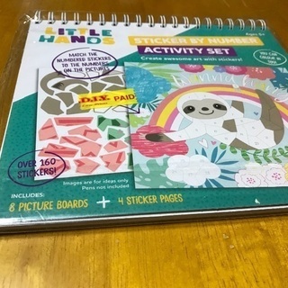 海外製！英語知育絵本。新品。