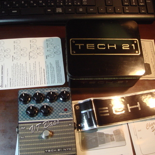 テック21 VT Bass ベースエフェクターの画像