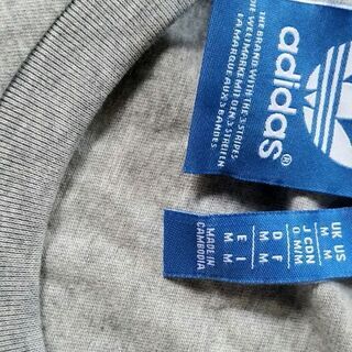 adidasオリジナルス♪Tシャツ☆グレーの画像