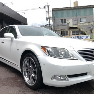 LEXUS LS460 バージョンS Iパッケージ 車検2年付き・修復歴無し！走行8万km台！の画像